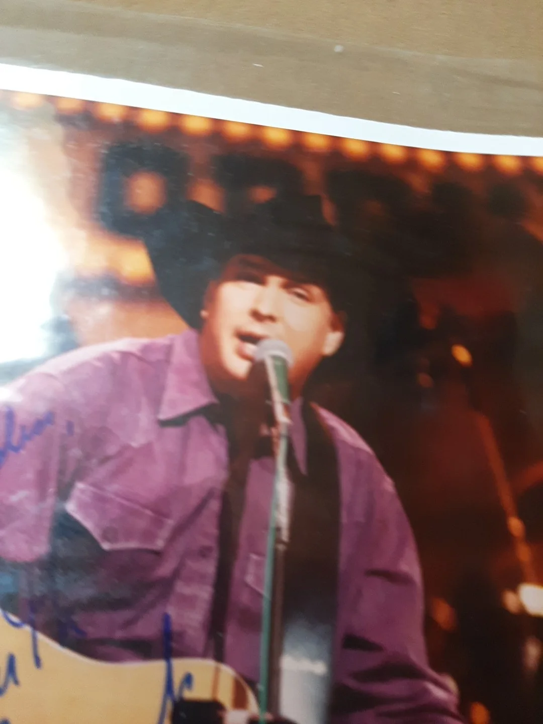 Autographed Garth Brooks 8×10 Photograph Authenticated by Piece of the Past, image 4