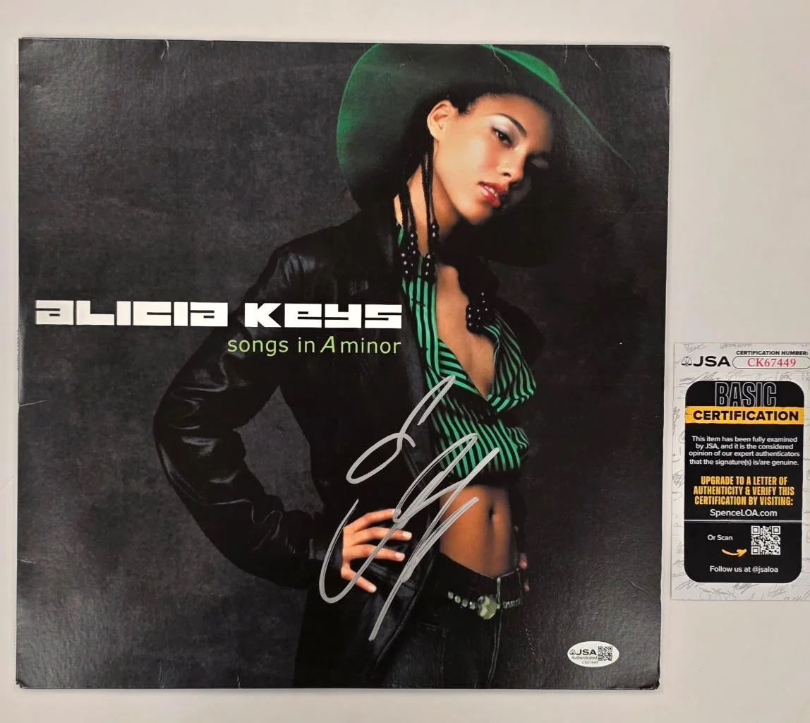 Alicia Keys signed 'Songs in A Minor' vinyl record album cover LP autograph JSA, изображение 2