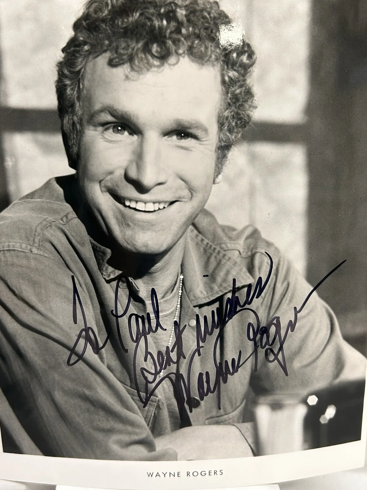 Wayne Rogers — Wayne Rogers American Actor 8 x 10” B/W Picture Signed Personalized