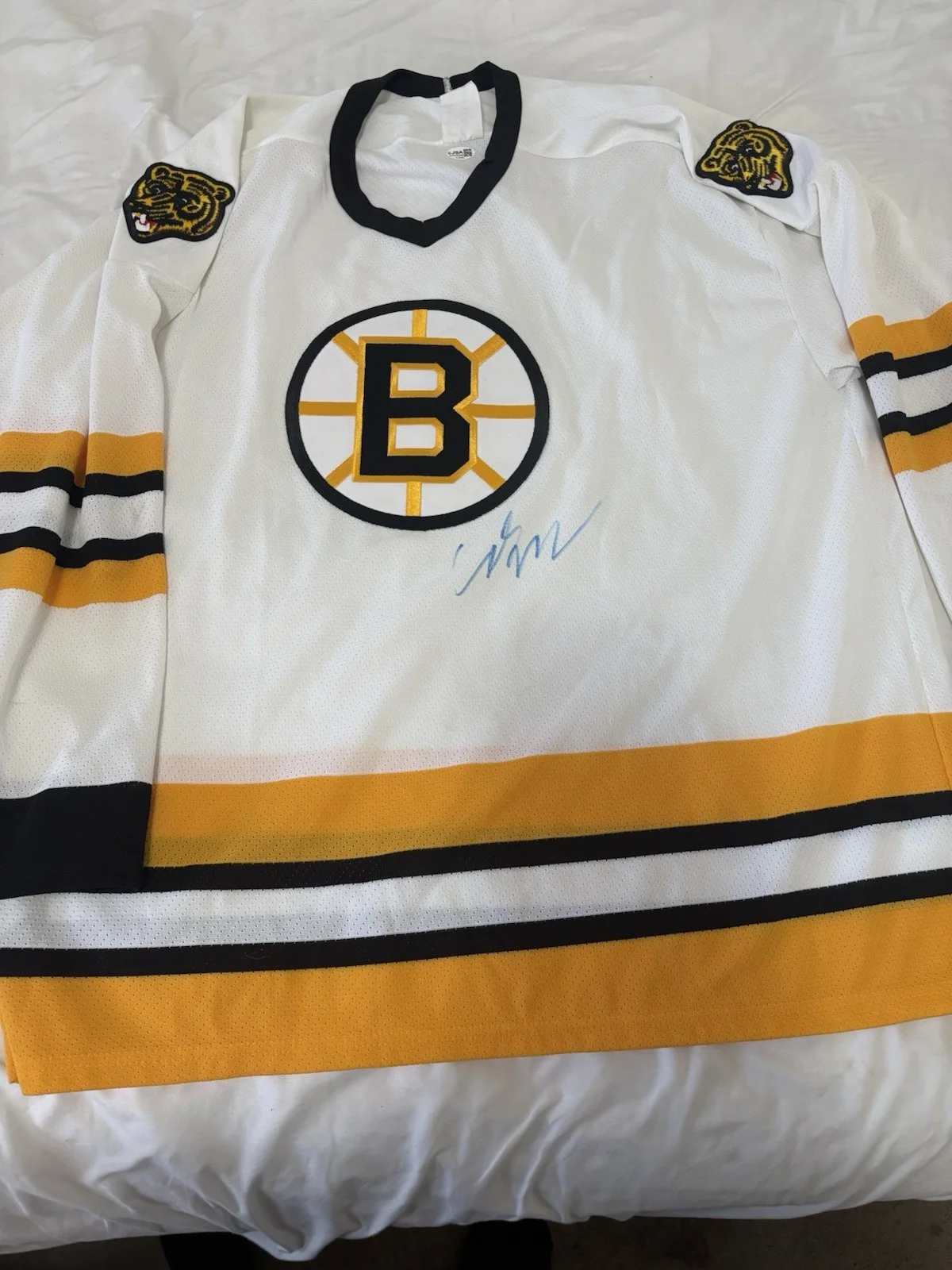 ADAM SANDLER — ADAM SANDLER SIGNED HAPPY GILMORE MOVIE BOSTON BRUINS HOCKEY JERSEY JSA COA, изображение 2