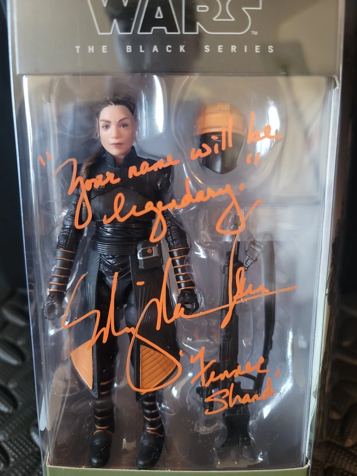 Ming Na Wen — Star Wars Fennec Shand Black Series SIGNED Ming-Na Wen Autograph JSA Certified, image 2