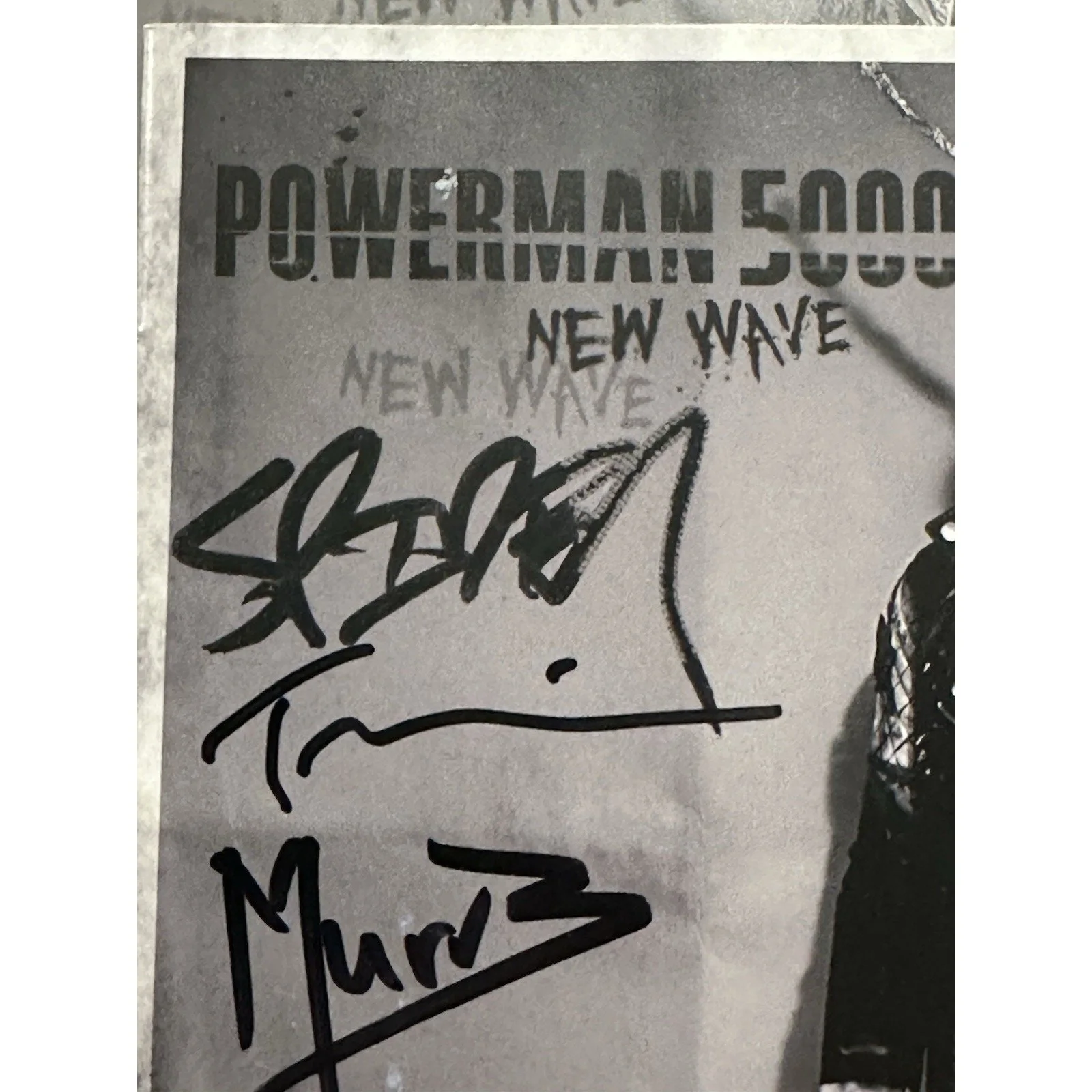 Powerman 5000 SIGNED New Wave CD With Autographed Booklet! Exclusive! #4, image 4
