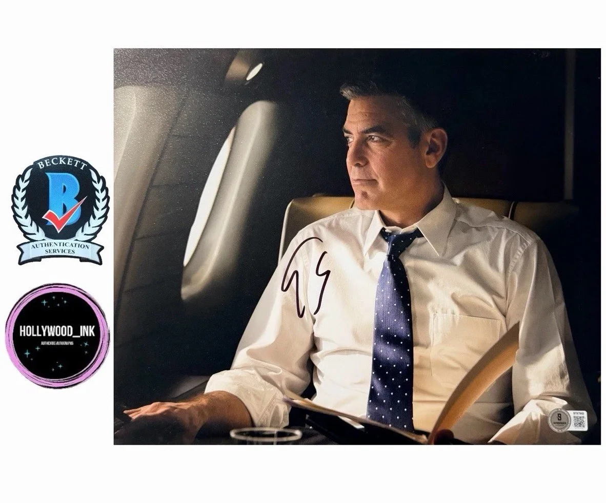 George Clooney — GEORGE CLOONEY SIGNED AUTOGRAPH 11x14 OCEAN’S ELEVEN BECKETT BT97945