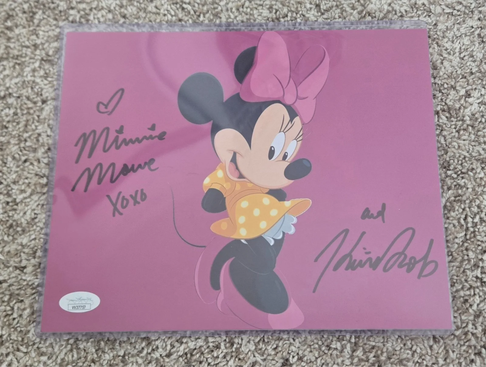 Kaitlyn Robrock — Kaitlyn Robrock autographed signed inscribed 8x10 photo JSA COA Minnie Mouse