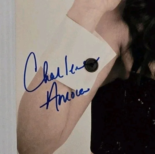 Charlene Amoia — Actress CHARLENE AMOIA (How I Met Your Mother) Signed 8x10 Photo Picture & COA, изображение 3