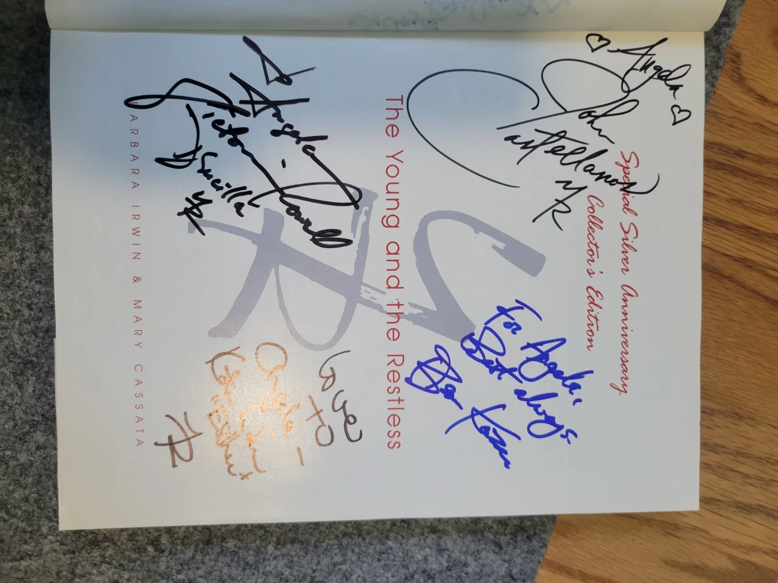 Jeanne Cooper Peter Bergman John Catellanos Heather Tom Kate Lin — Wow!! Autographed-Silver Anniversary Collectors edition Young and the Restless, изображение 5