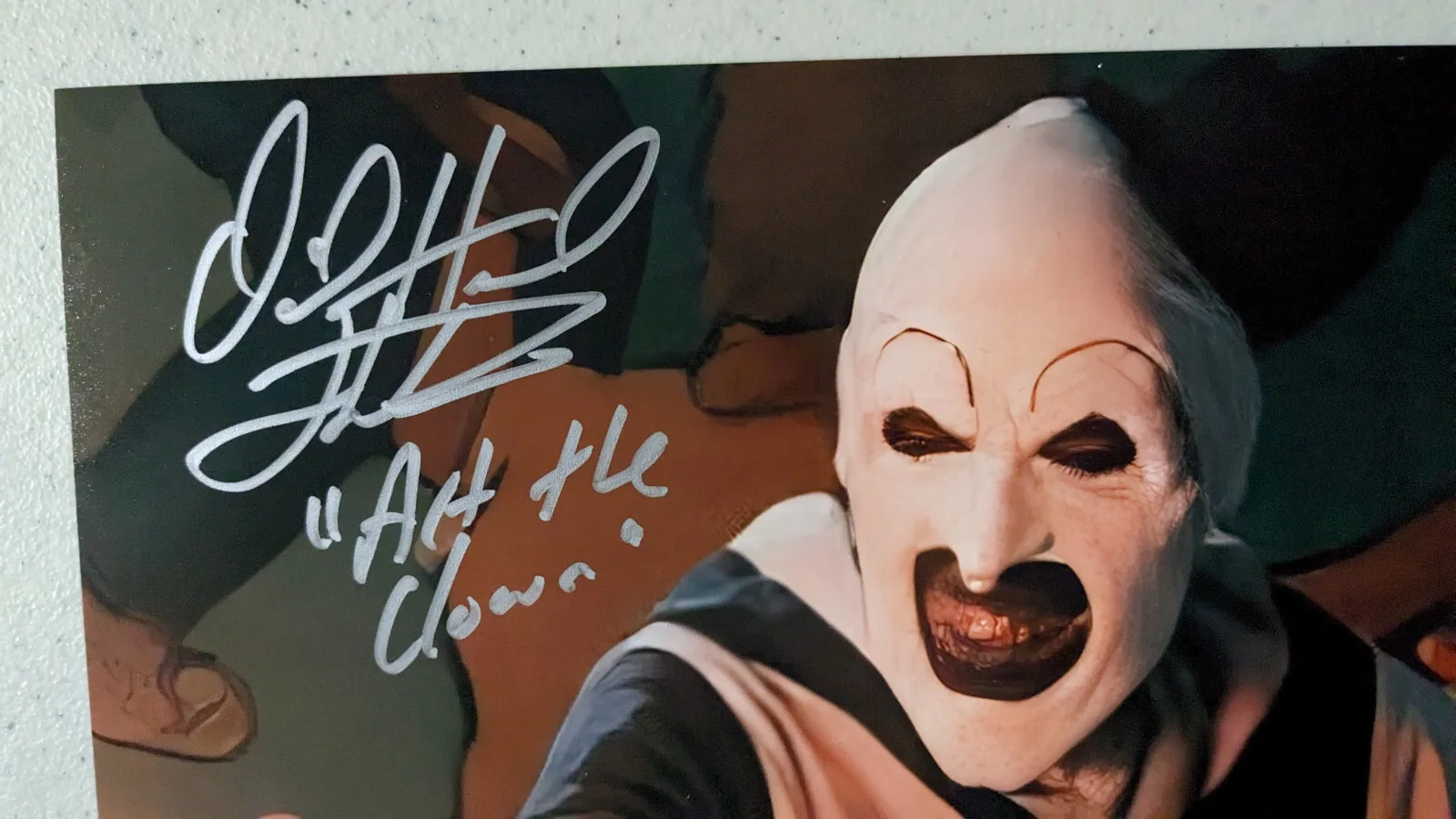 David Howard Thornton — DAVID HOWARD THORNTON Signed Art the Clown 8x10 Photo TERRIFIER Autograph JSA h, изображение 2