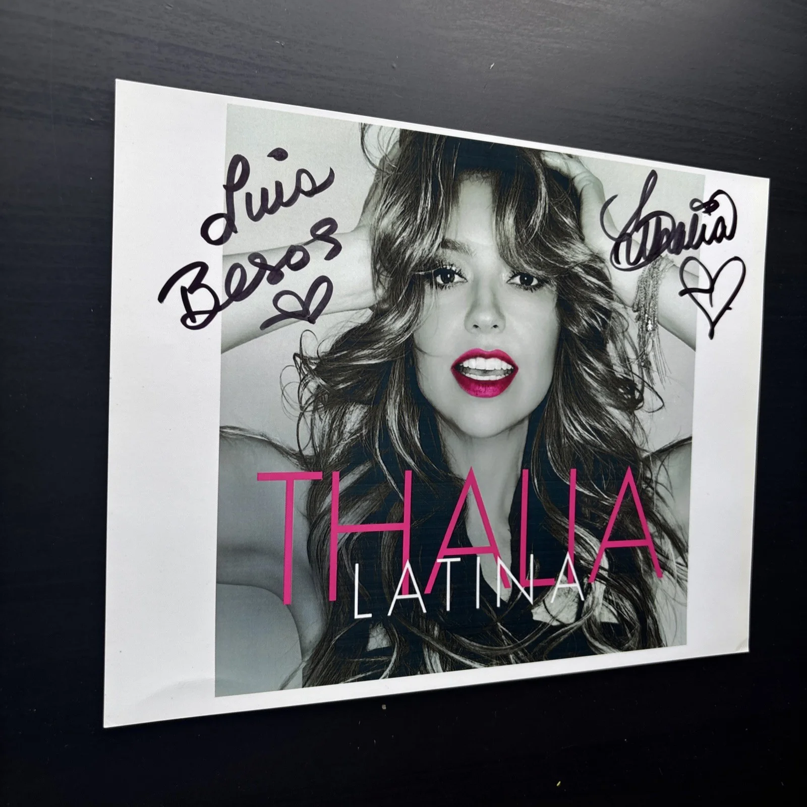Thalia signed Latina album photo cover, image 4