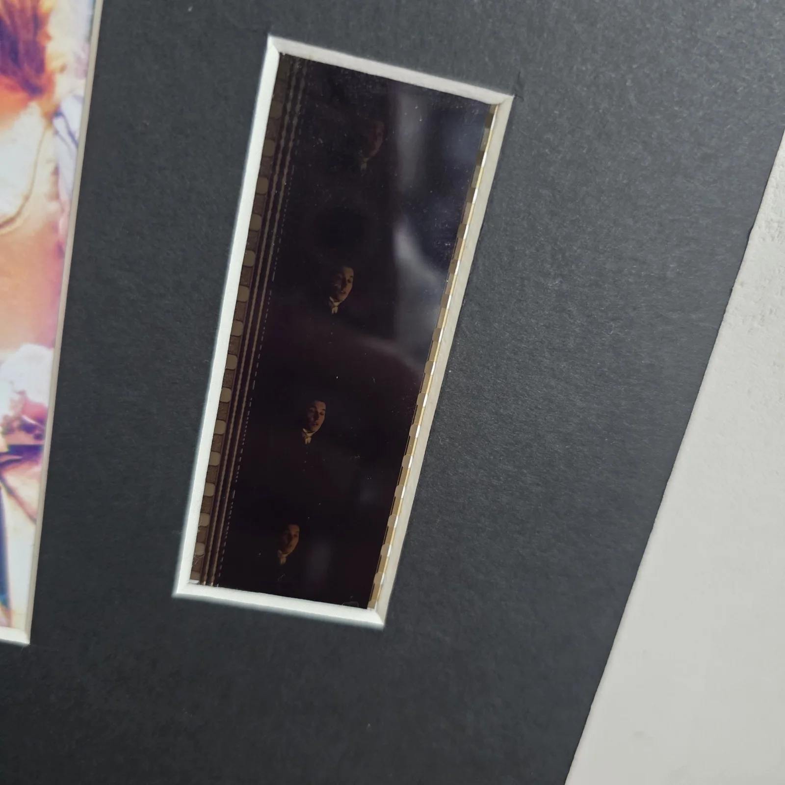 Sleepy Hollow Limited Edition 35mm Film Cell Display - Johnny Depp Signature, изображение 3