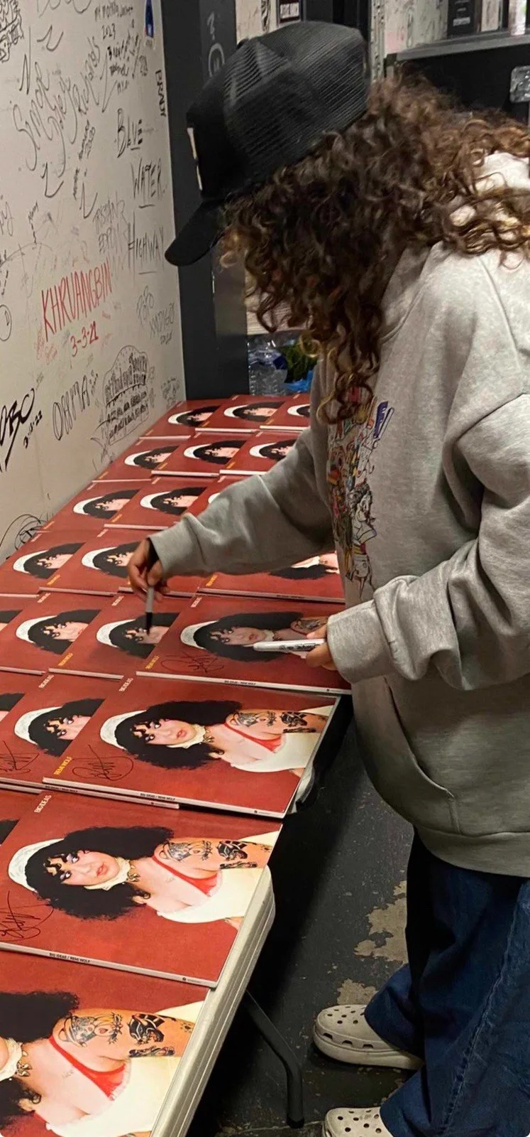 Remi Wolf Big Ideas LP Vinyl Signed Autographed JSA COA, image 4