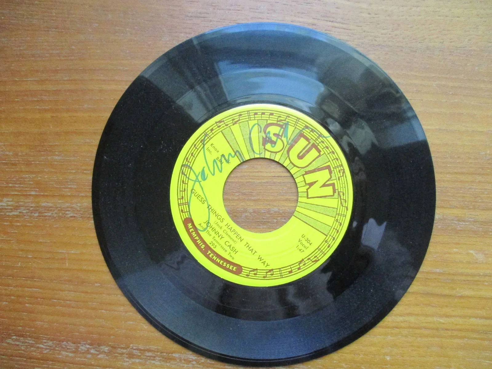 Johnny Cash 45 RPM Record Sun Signed No. 295 From John Gilliland Estate, изображение 5
