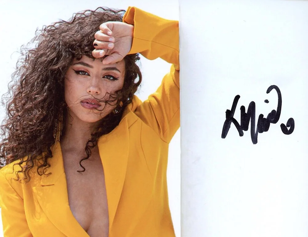 KIANA MADEIRA — Kiana Madeira signed 8x10 Photo PROOF p MALCOLM IN THE MIDDLE Hot Sexy ACOA COA, изображение 4