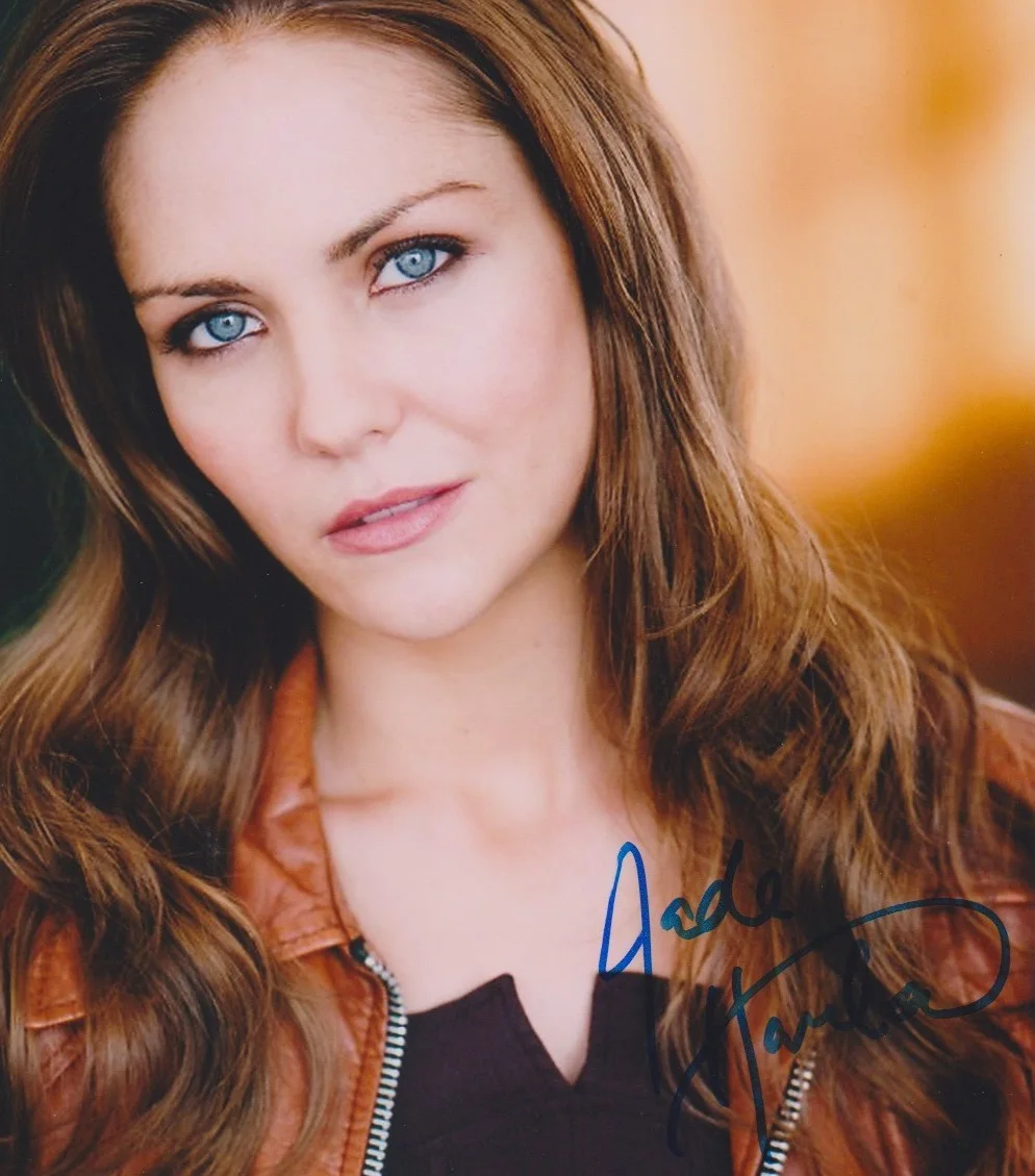 JADE HARLOW hand-signed BEAUTIFUL 8x10 COLOR CLOSEUP authentic w/ UACC RD COA, изображение 2
