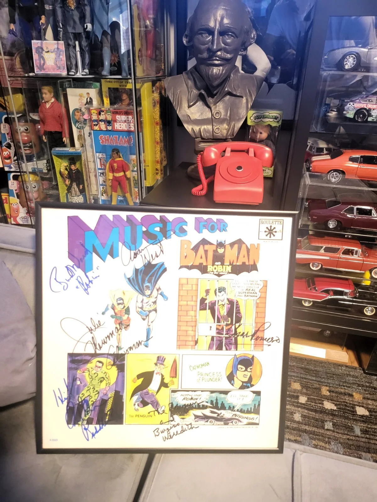 6 — 6 Vintage Signed autographs 1966 batman cast members. Lp Album COA ! RARE, image 3