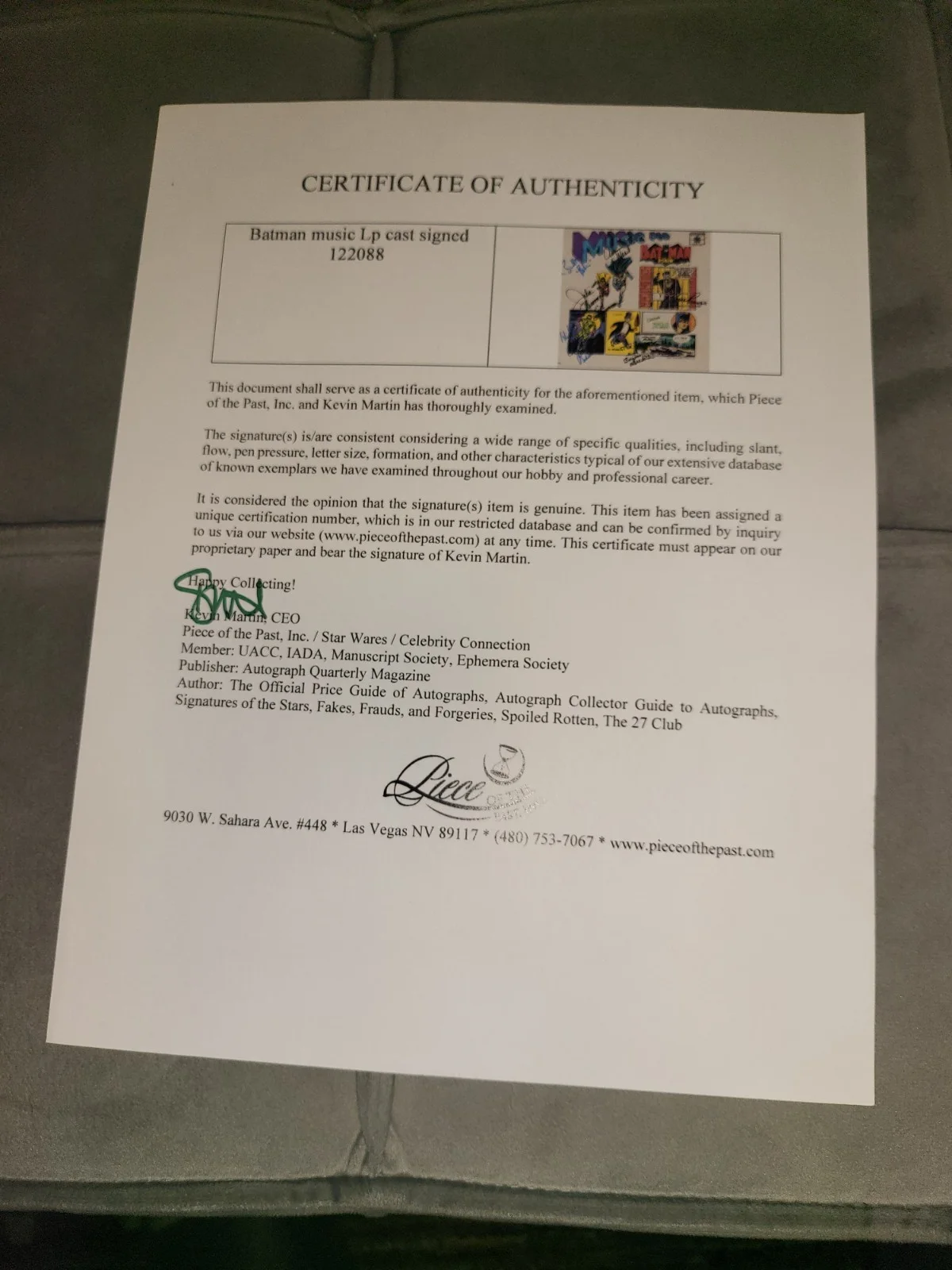 6 — 6 Vintage Signed autographs 1966 batman cast members. Lp Album COA ! RARE, image 4