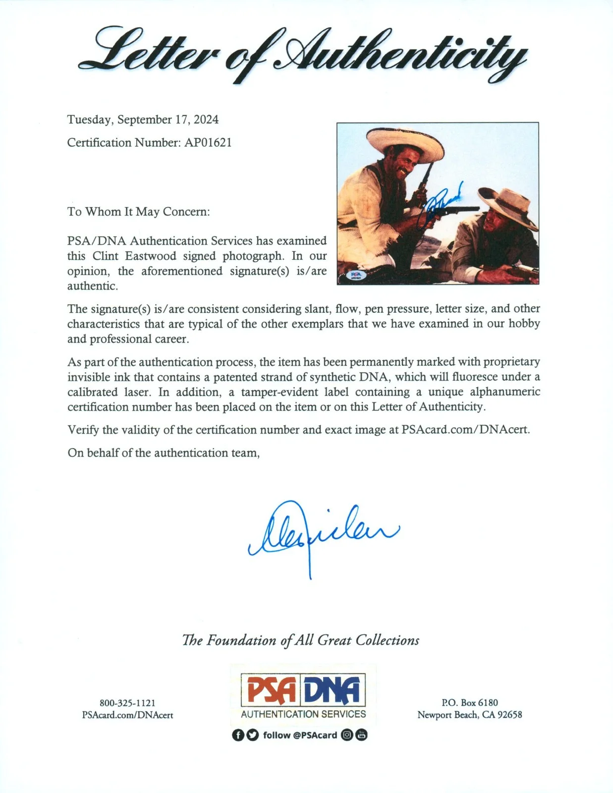 Clint Eastwood — Clint Eastwood Signed PSA/DNA LOA Autographed 8X10 Photo PSA COA (Smudged Auto ), image 3