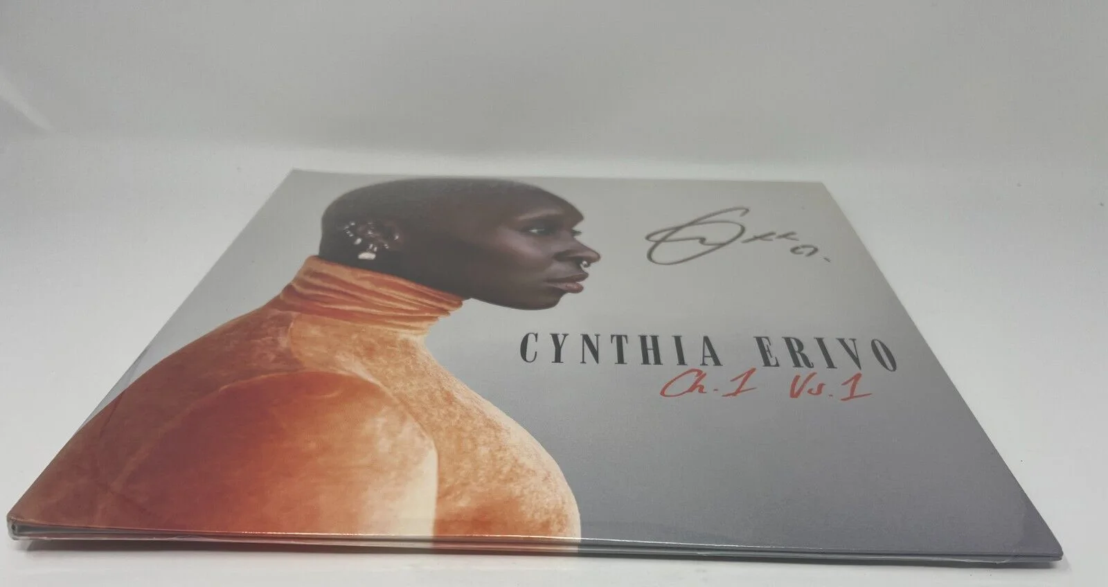 Cynthia Erivo Ch. 1 Vs. 1 Chapter 1 Volume SIGNED Autographed Vinyl LP Wicked, изображение 4