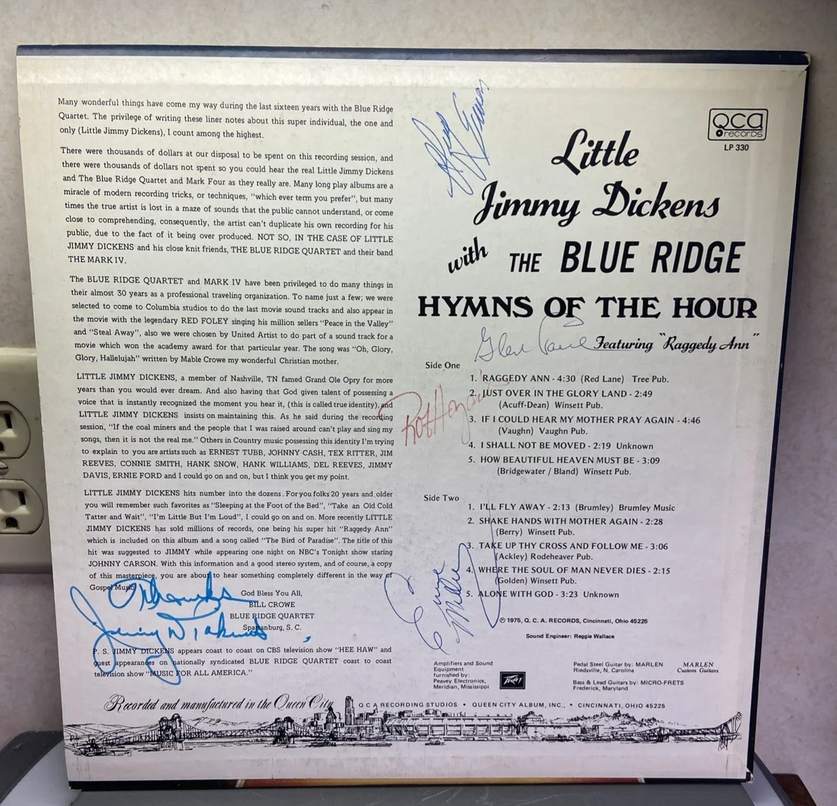 Little Jimmy Dickens & Blue Ridge Band Signed Album "Hymns of the Hour", изображение 2