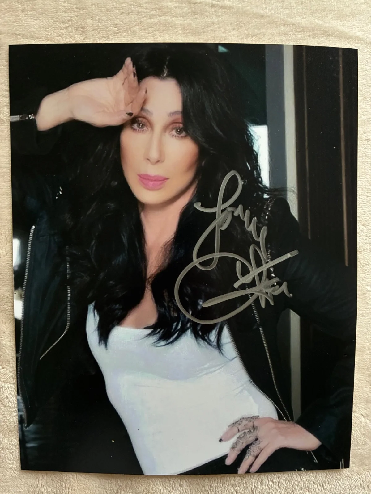CHER Signed 8x10 Authentic Autograph Photo - Bold Silver Ink - Iconic Portrait, image 2