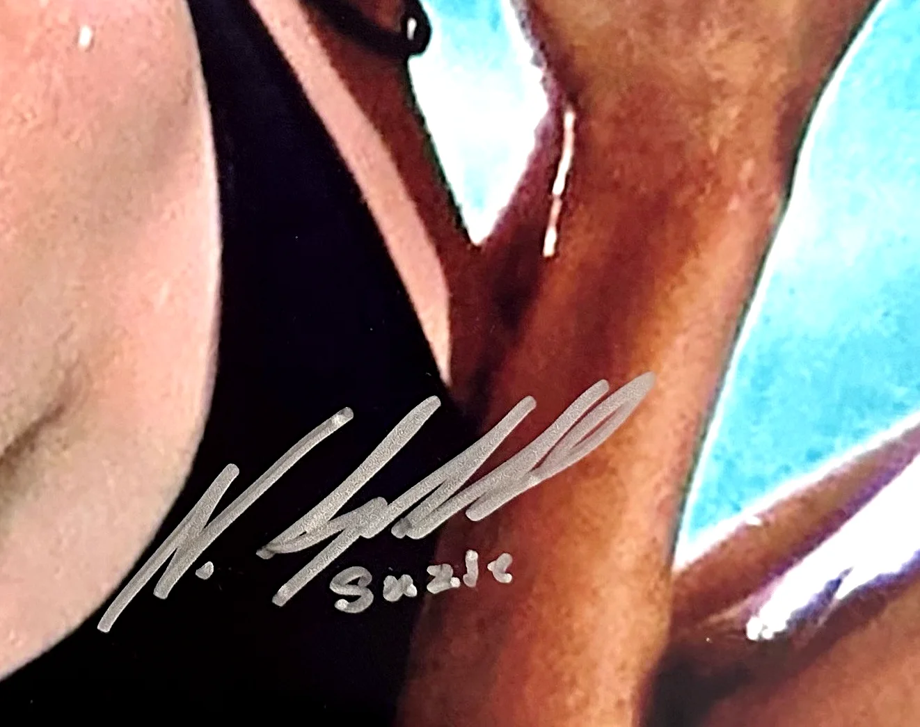 Neve Campbell, Denise Richards — Neve Campbell Denise Richards Signed 11x14 Photo Wild Things Autographs BAS HOLO, изображение 2