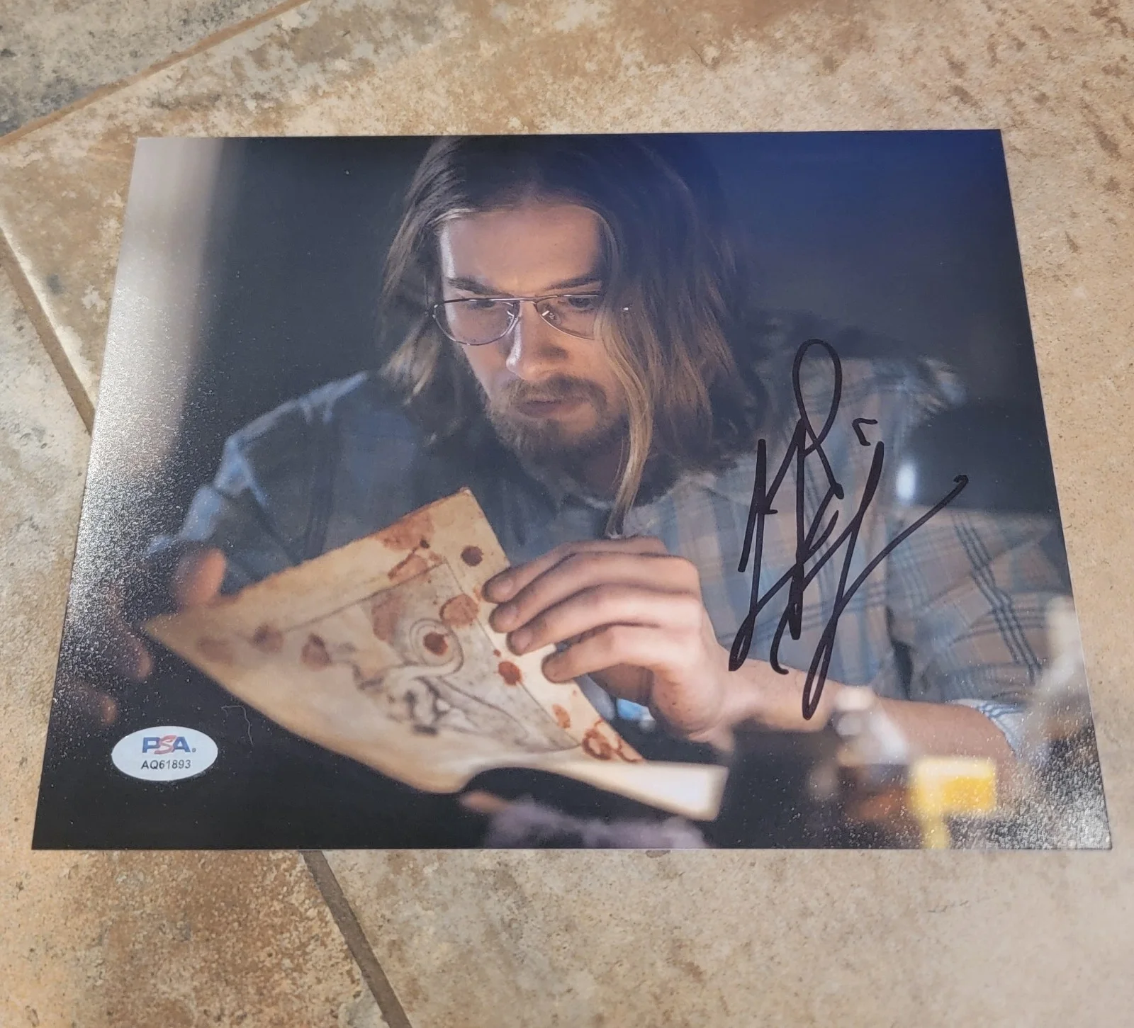 Lou Taylor Pucci — Lou Taylor Pucci signed 8x10 photo autograph PSA DNA Evil Dead