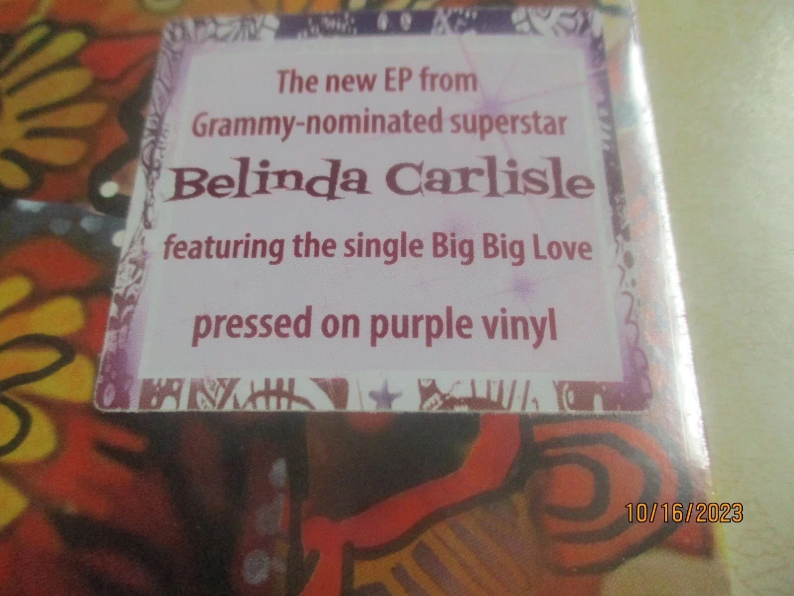 BELINDA CARLISLE (THE GO-GOS) signed/autographed ALBUM INSERT--JSA CERTIFIED, изображение 2