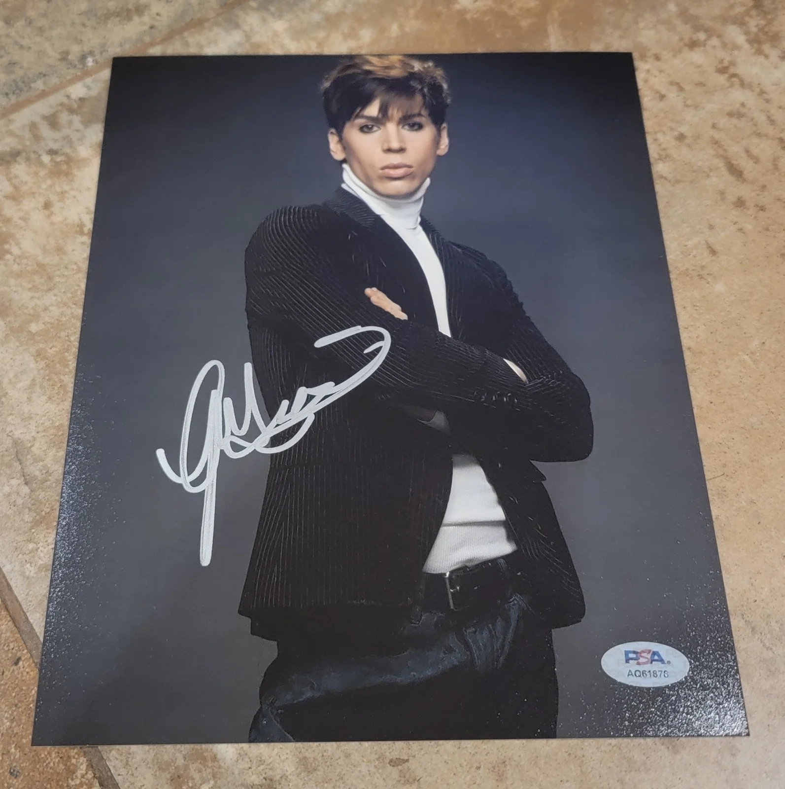 Jordan Gavaris — Jordan Gavaris signed 8x10 photo autograph PSA DNA AQ61878