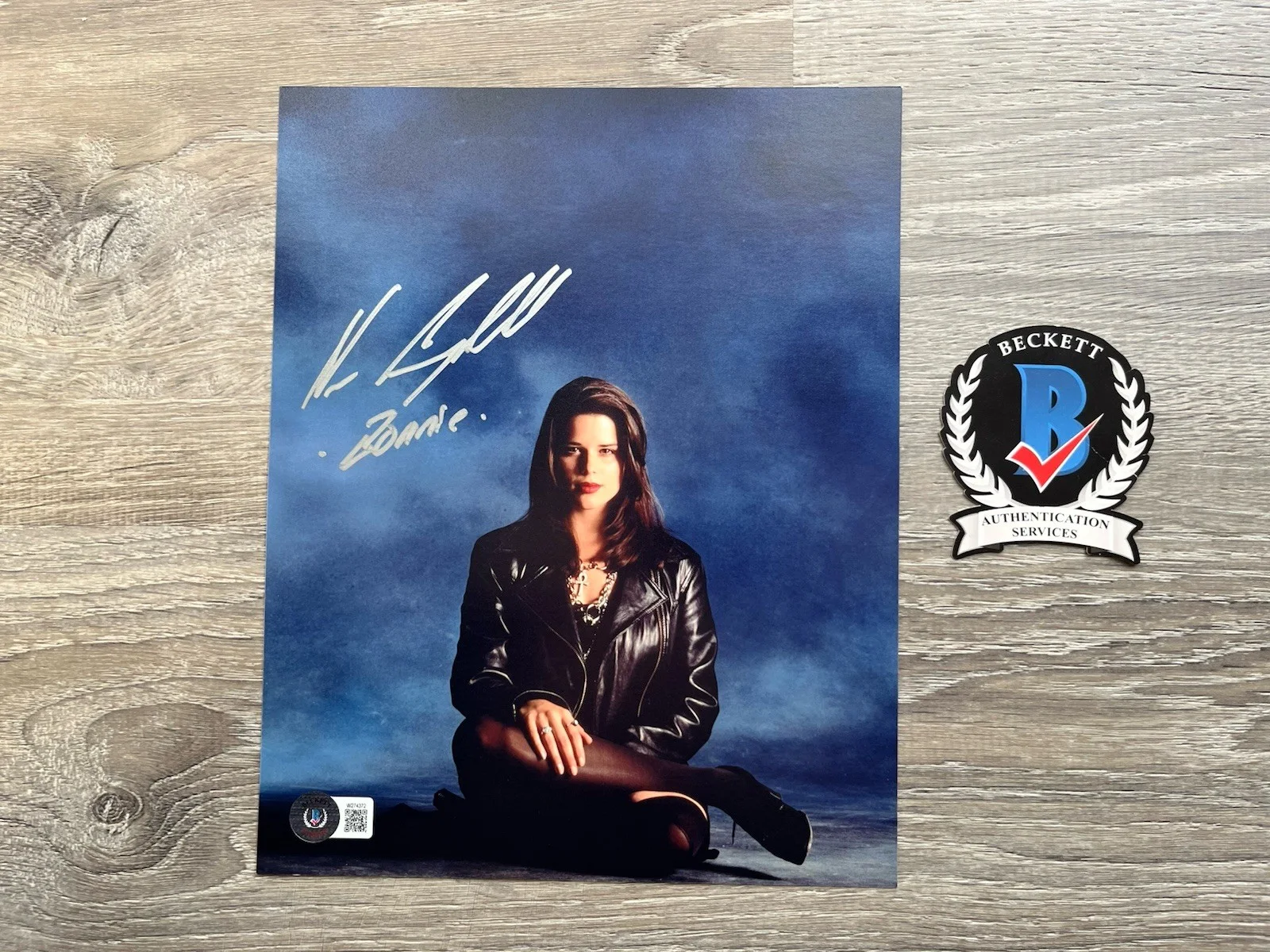 Neve Campbell — Neve Campbell Signed The Craft 8x10 Photo Beckett COA Bonnie Horror Auto