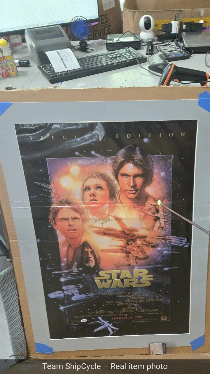 Yes — DEFECTIVE Star Wars Rare Poster Signed Carrie Fisher 27x40 PSA DNA Autog G3D, изображение 5