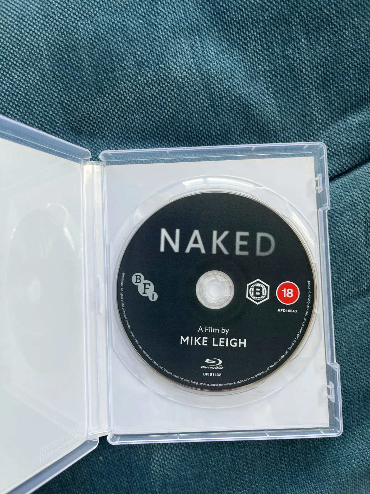 NAKED Blu-ray (2021) *SIGNED BY DAVID THEWLIS*, image 3