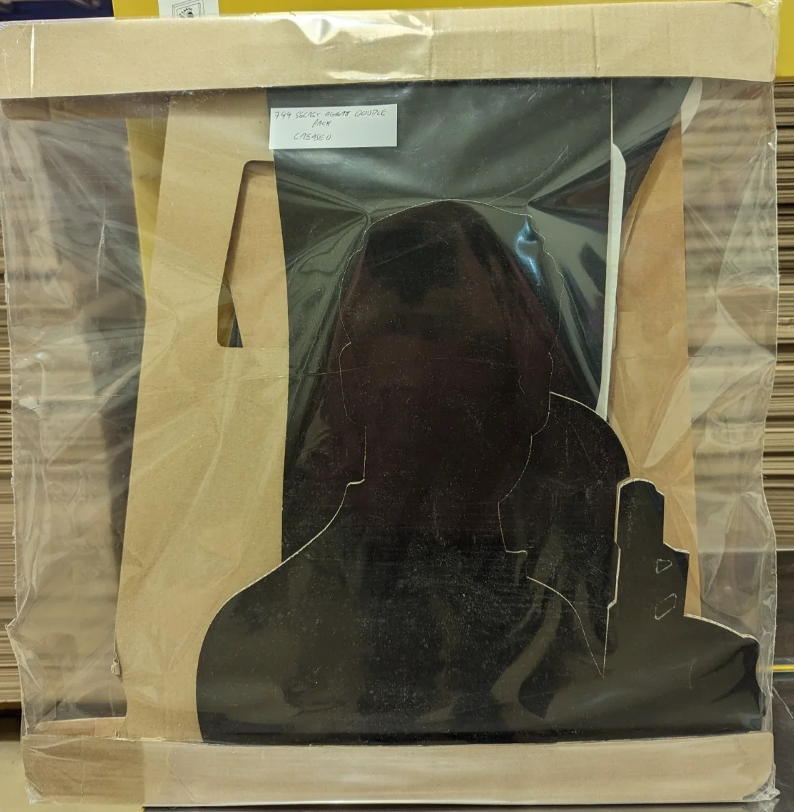 Secret Agent Male and Female Silhouette Cardboard Cutout Double Pack *Damaged*, image 2