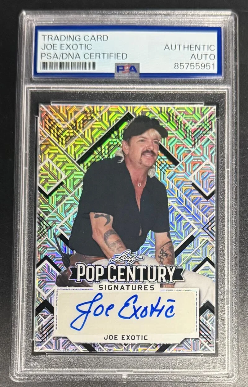 Joe Exotic — Joe Exotic Tiger King Signed Autograph Original PSA/DNA COA Slab Trading Card