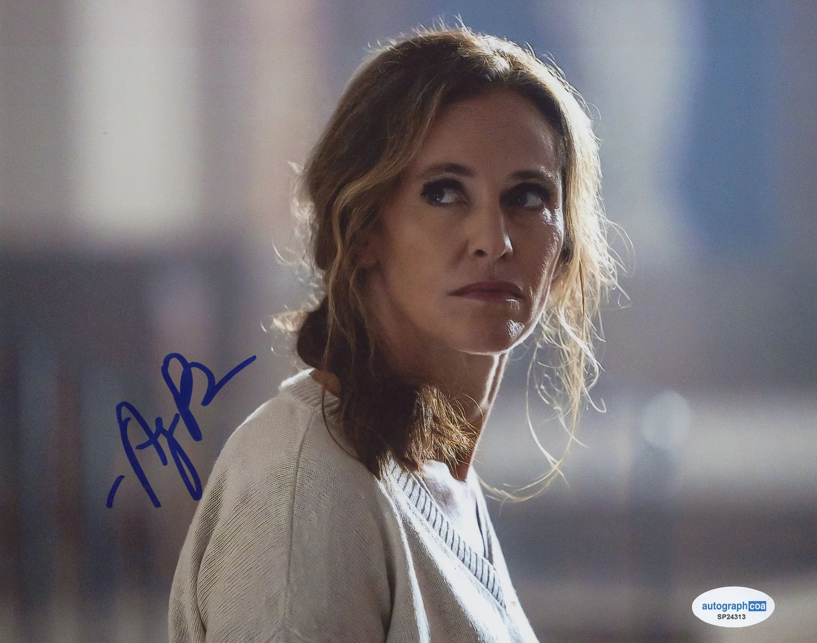 Amy Brenneman — Amy Brenneman Signed TELL ME YOUR SECRETS 8x10 Photo EXACT Proof ACOA A, изображение 2