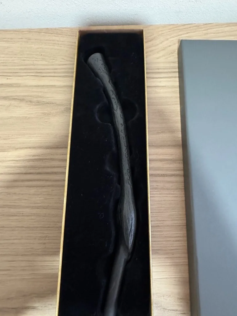 BELLATRIX LESTRANGE Offical Harry Potter Wand Replica Wizarding World 2023, image 2
