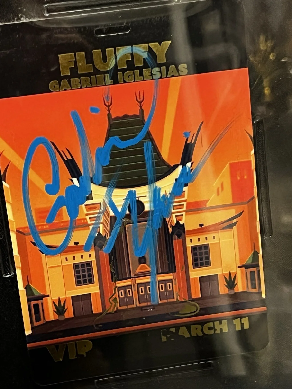 Gabriel Iglesias Fluffy Hand Print Ceremony Badge — Gabriel Iglesias FLUFFY Signed Autograph Hand Prints Pass PSA/DNA Slabbed, image 3