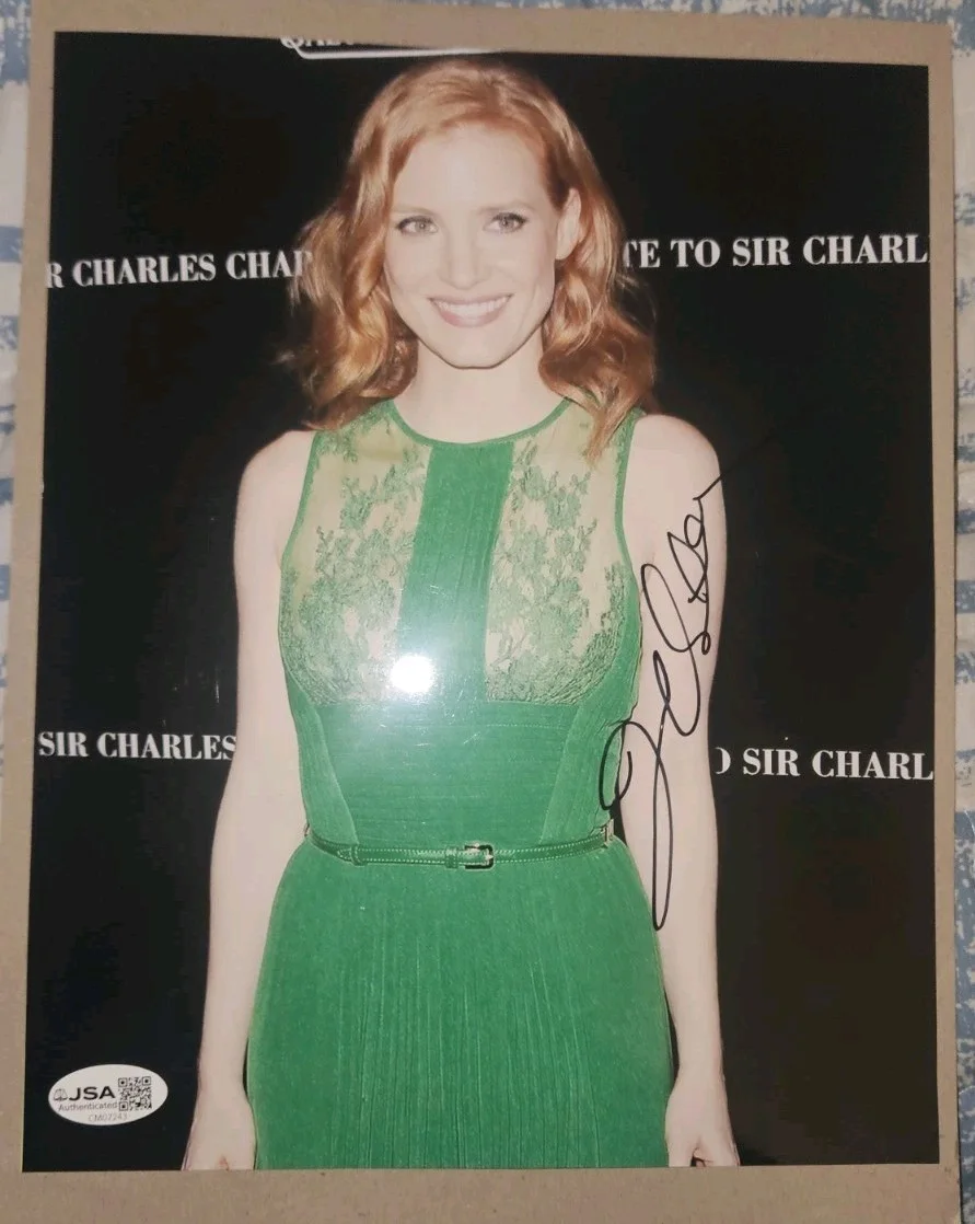 Jessica Chastain — Jessica Chastain Signed Autograph 8x10 Photo W/JSA Authentication, image 2