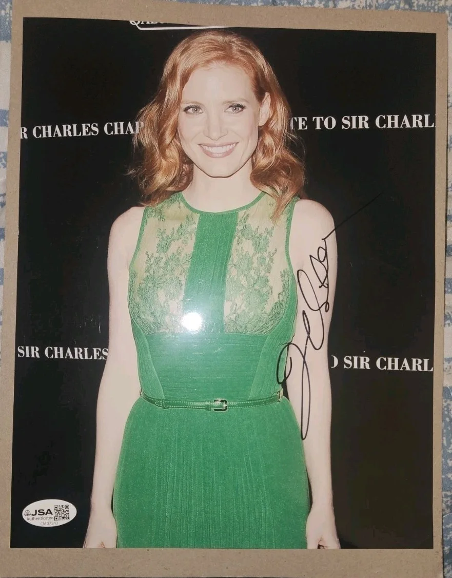 Jessica Chastain — Jessica Chastain Signed Autograph 8x10 Photo W/JSA Authentication, image 4