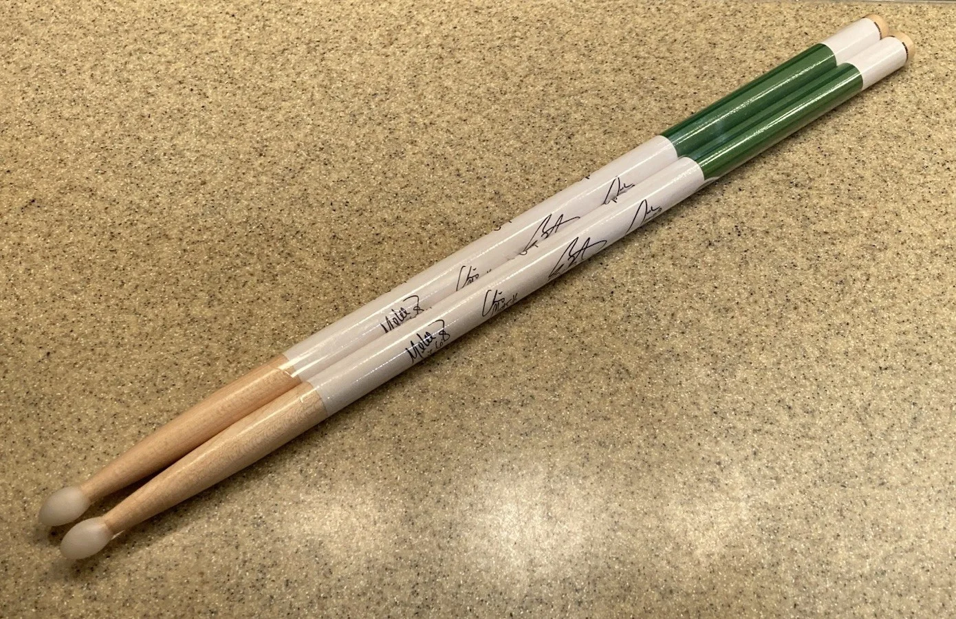 Casting Crowns Thrive Tour Drumsticks Sealed Signatures Rare Christian Collec, image 3