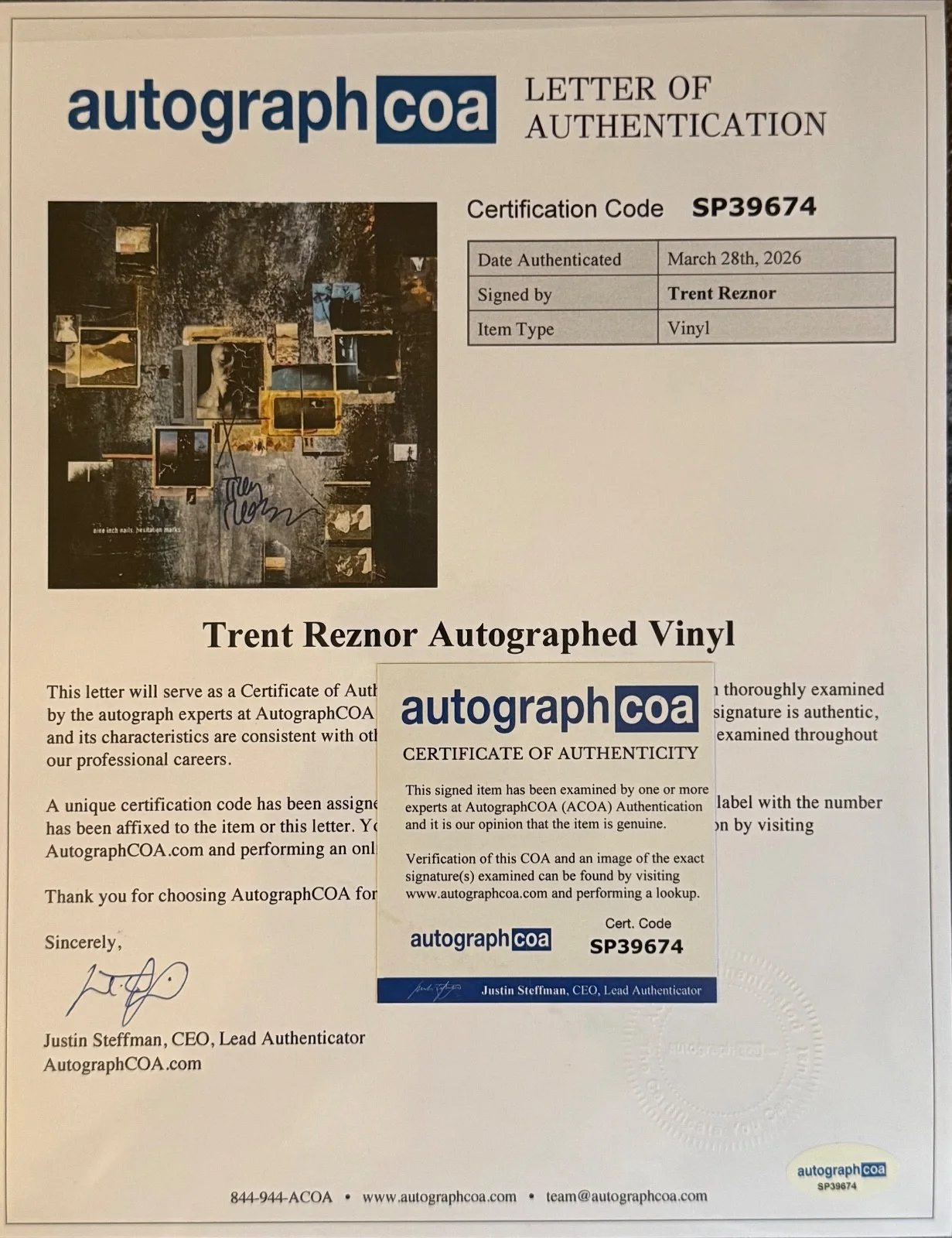 Trent Reznor SIGNED Nine Inch Nails NIN Hesitation Marks LP Record ACOA PROOF, изображение 2