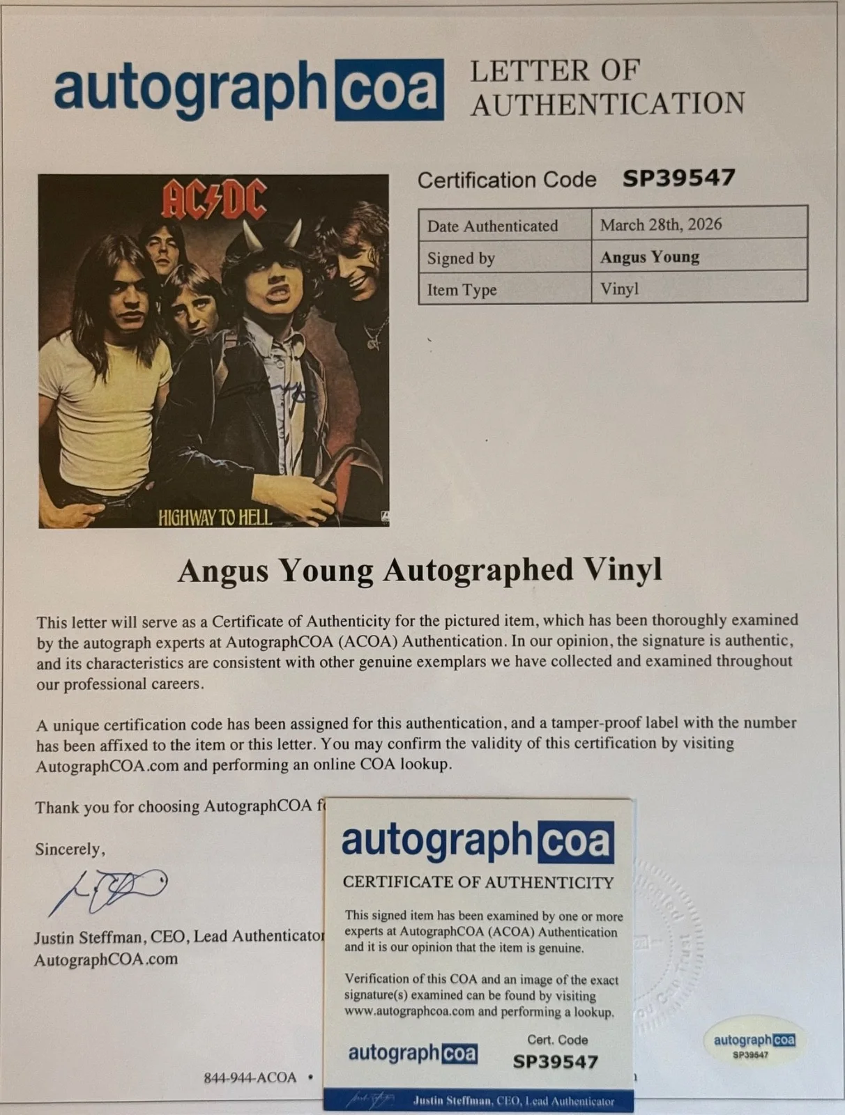 Angus Young ACDC Highway to Hell SIGNED Autograph Record LP w K9 & ACOA LOA, изображение 2