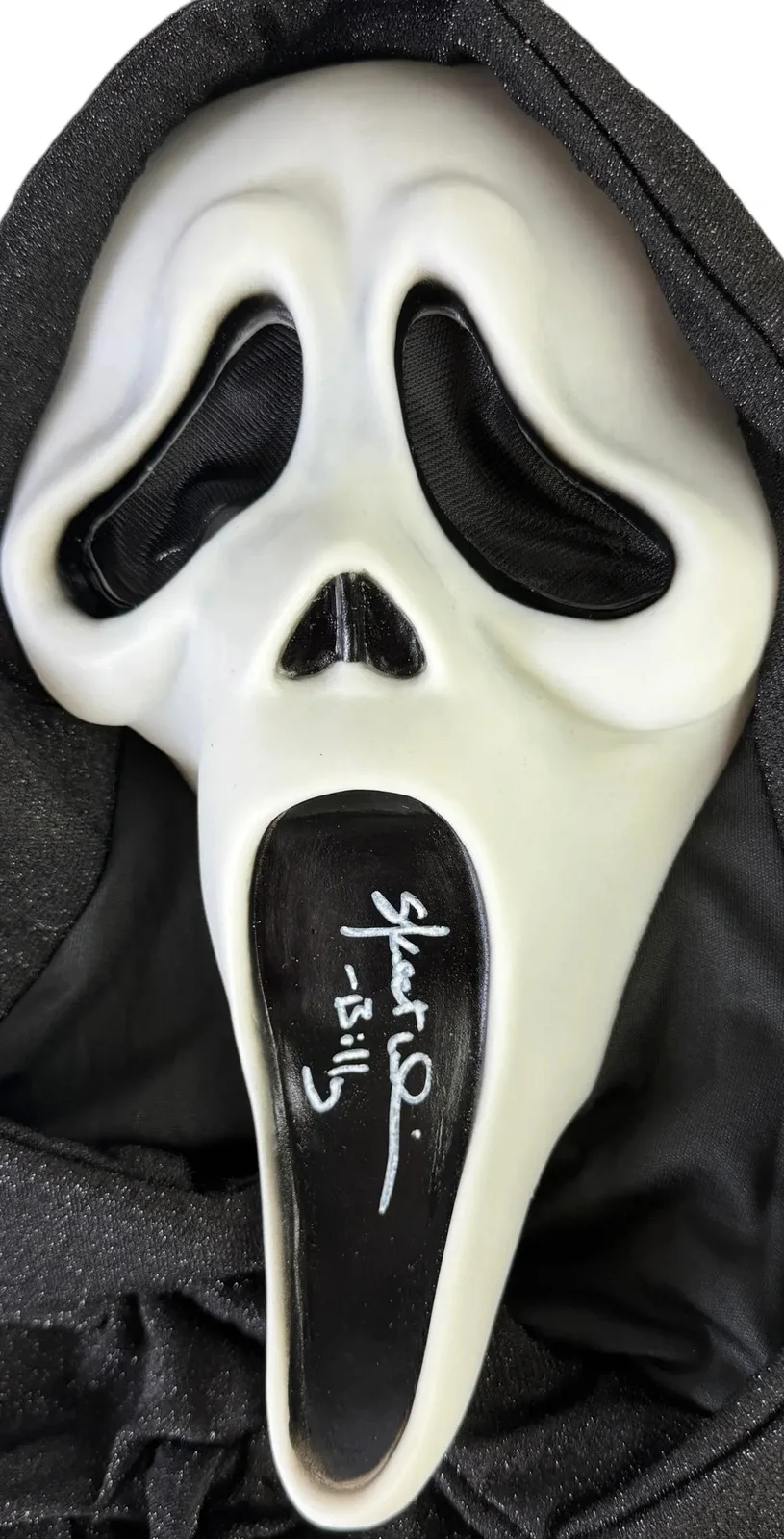 Skeet Ulrich — Skeet Ulrich signed Mask 25th Anniversary Billy Loomis Ghostface Scream Beckett, изображение 2