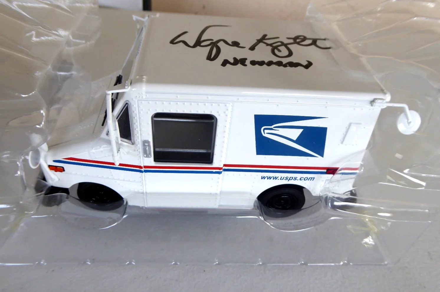 Wayne Knight Signed Post Office Mail Truck 1:24 Auto, Seinfeld, Newman, JSA COA, image 4