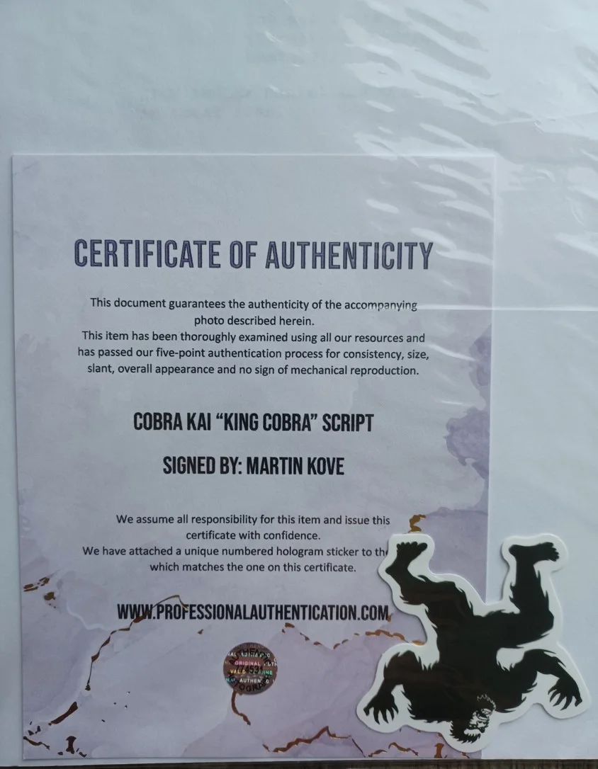 Martin Kove — Martin Kove "Cobra Kai" AUTOGRAPH Signed 'King Cobra' Episode 306 Script COA, изображение 4