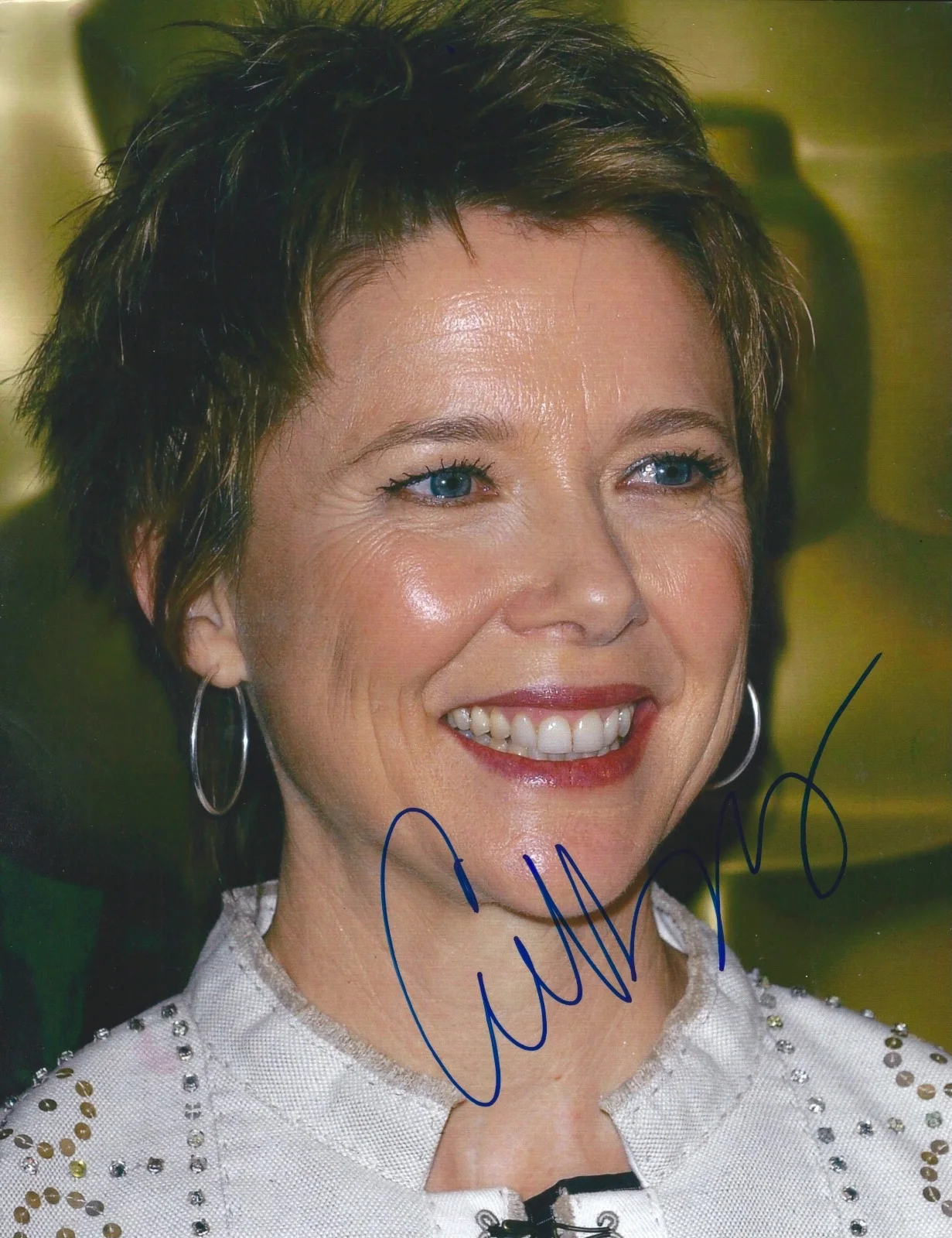 Annette Bening — Annette Bening signed 8x10 photo In Person. Proof. Bugsy, American Beauty