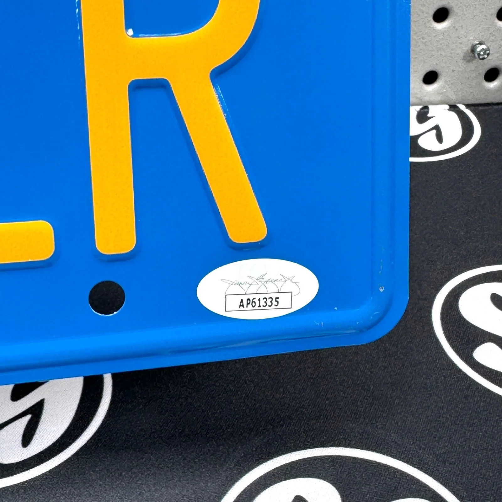 Cheech Maron, Tommy Chong — CHEECH AND CHONG Signed Blue California Novelty License Plate "STONER" Auto JSA, изображение 4