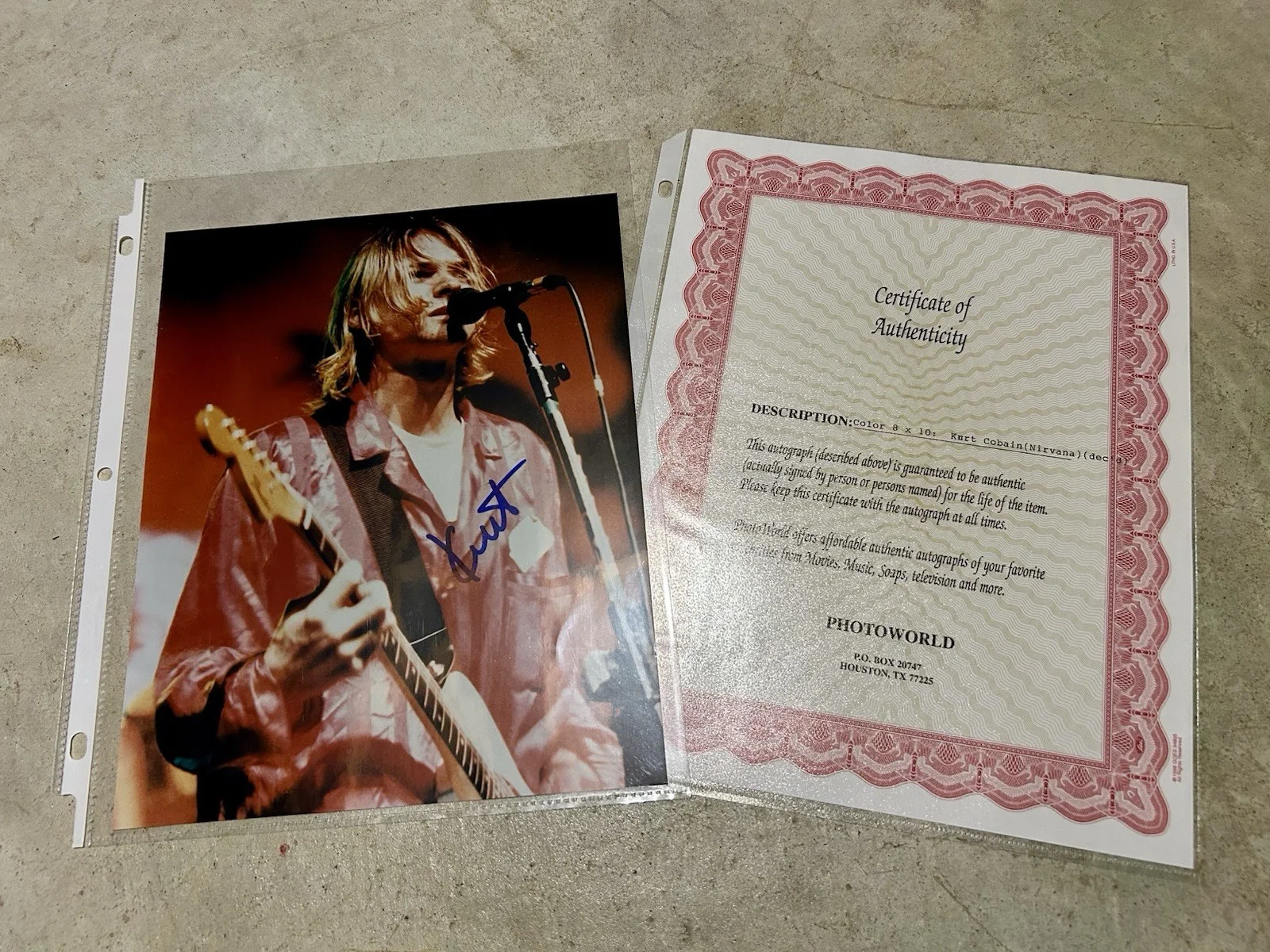 Kurt Cobain Signed Autographed 8x10 Photo COA PhotoWorld ***READ DESCRIPTION***, изображение 2