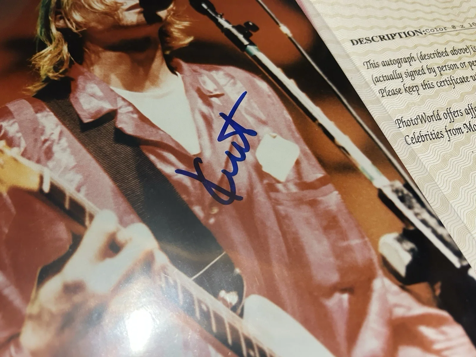 Kurt Cobain Signed Autographed 8x10 Photo COA PhotoWorld ***READ DESCRIPTION***, изображение 3