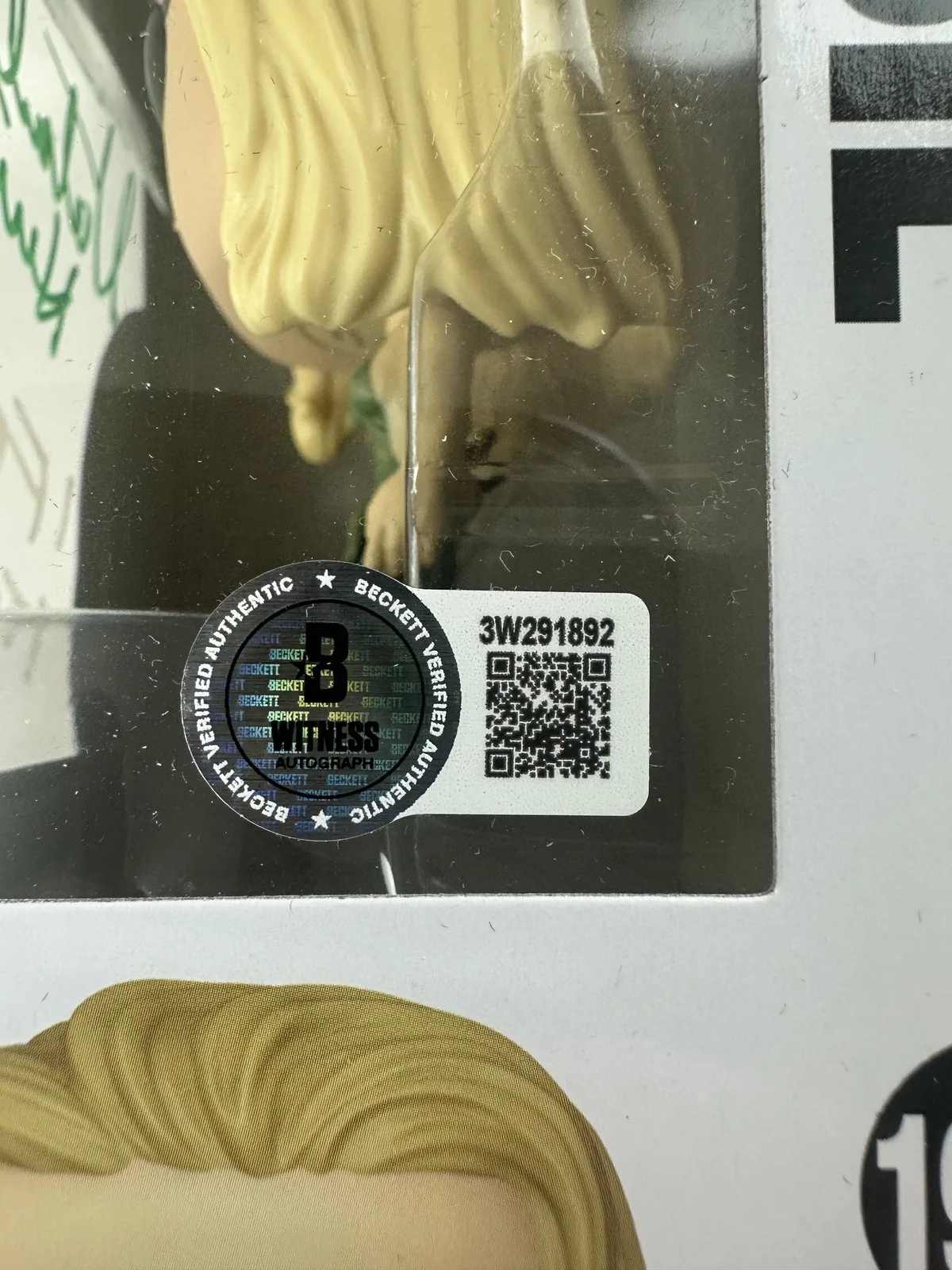 Natasha Henstridge — Natasha Henstridge Signed Sil Funko Pop 1906 Species Autograph BAS 892, image 3