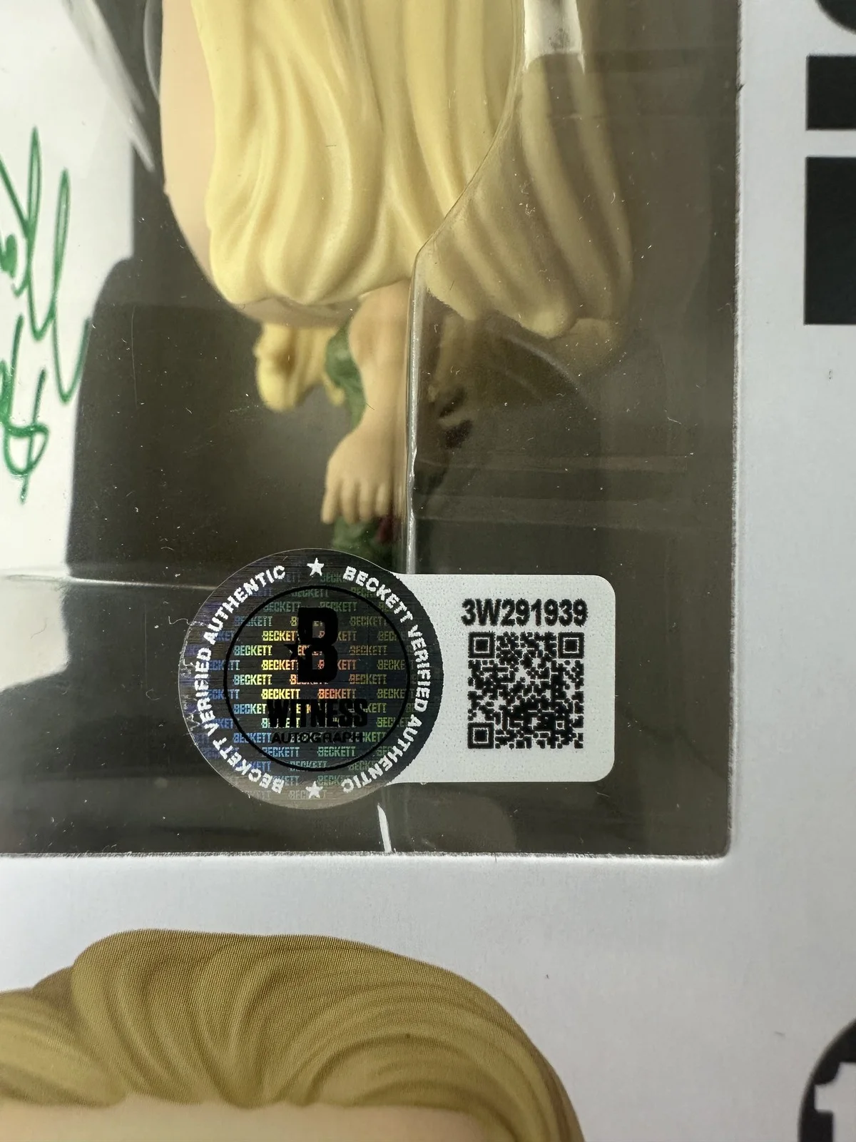 Natasha Henstridge — Natasha Henstridge Signed Sil Funko Pop 1906 Species Autograph BAS 939, изображение 3