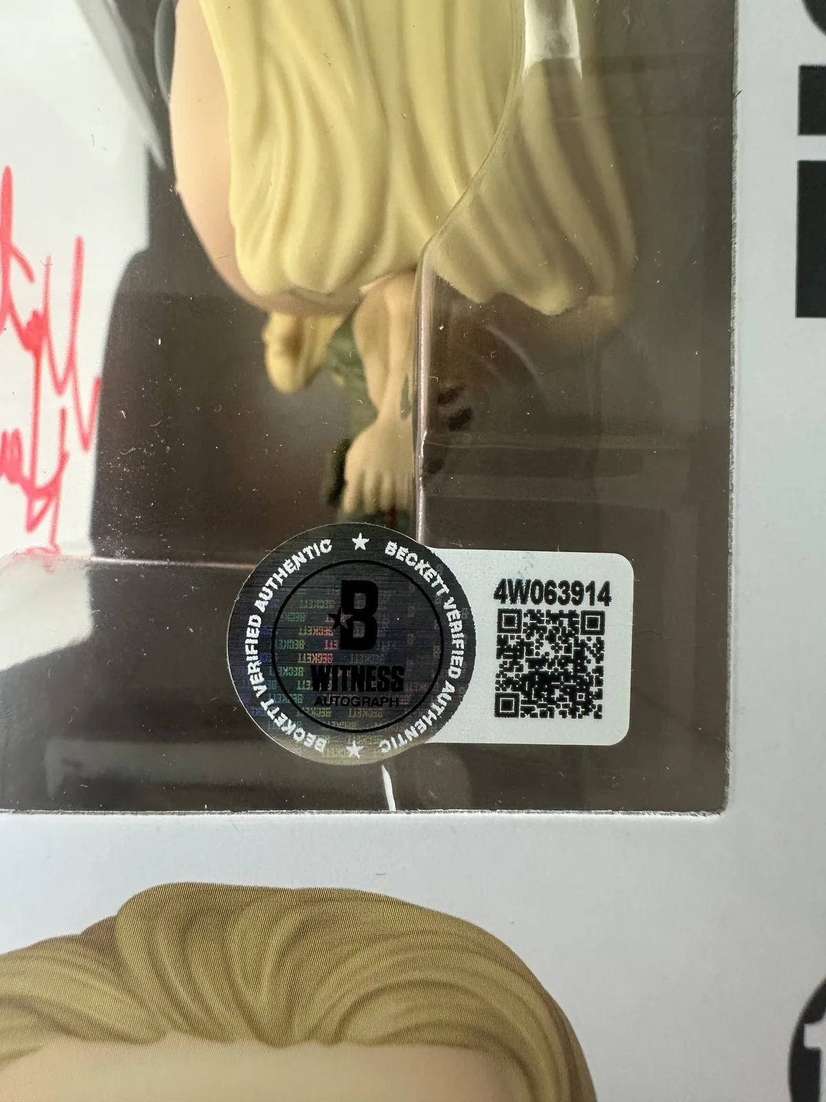 Natasha Henstridge — Natasha Henstridge Signed Sil Funko Pop 1906 Species Autograph BAS 914, изображение 3